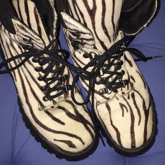 2Xโญ๏ธHost Pickโญ๏ธ Authentic PRADA Pony Hair Boots - Picture 4 of 13